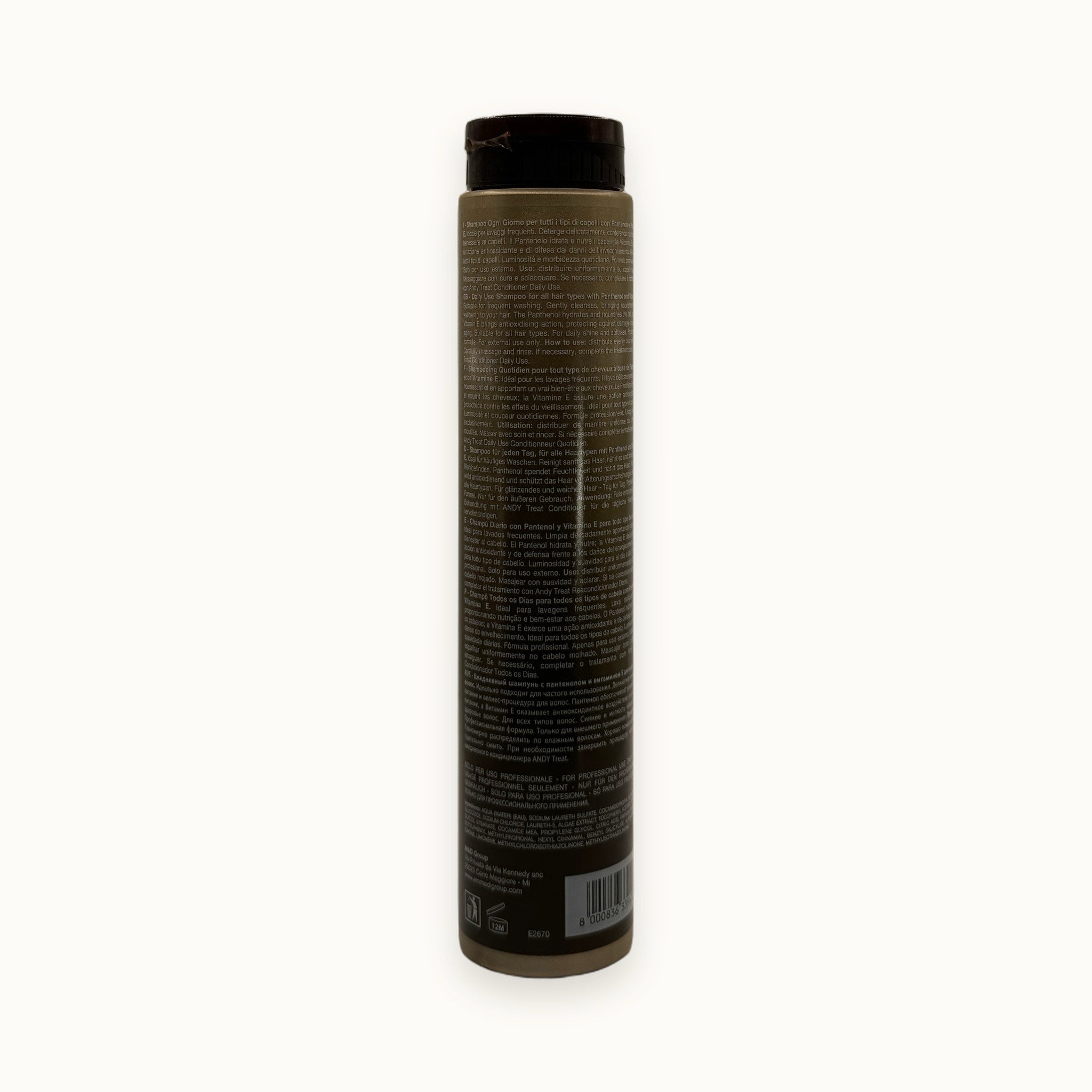 Andy Treat, shampoo uso giornaliero per tutti i capelli 250 ml — packshot su fondo crema