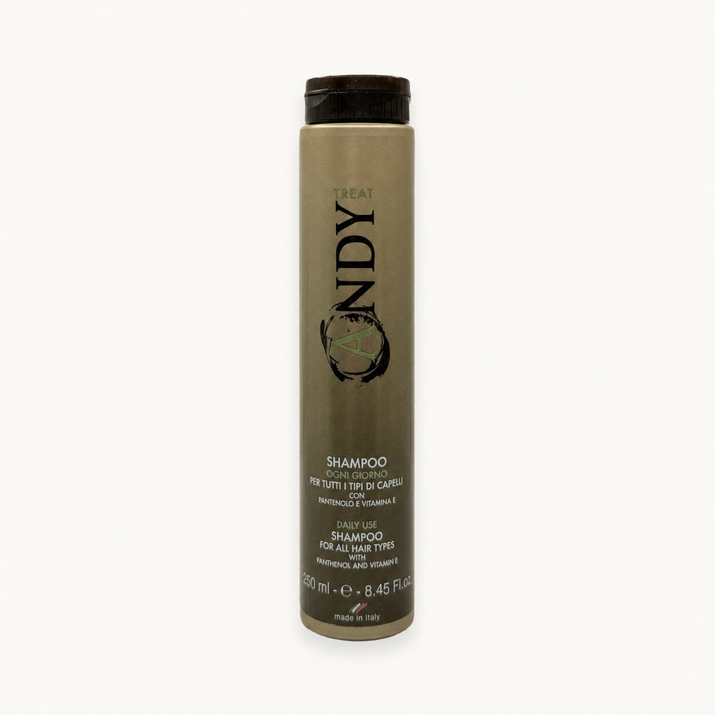 Andy Treat, shampoo uso giornaliero per tutti i capelli 250 ml — packshot su fondo crema