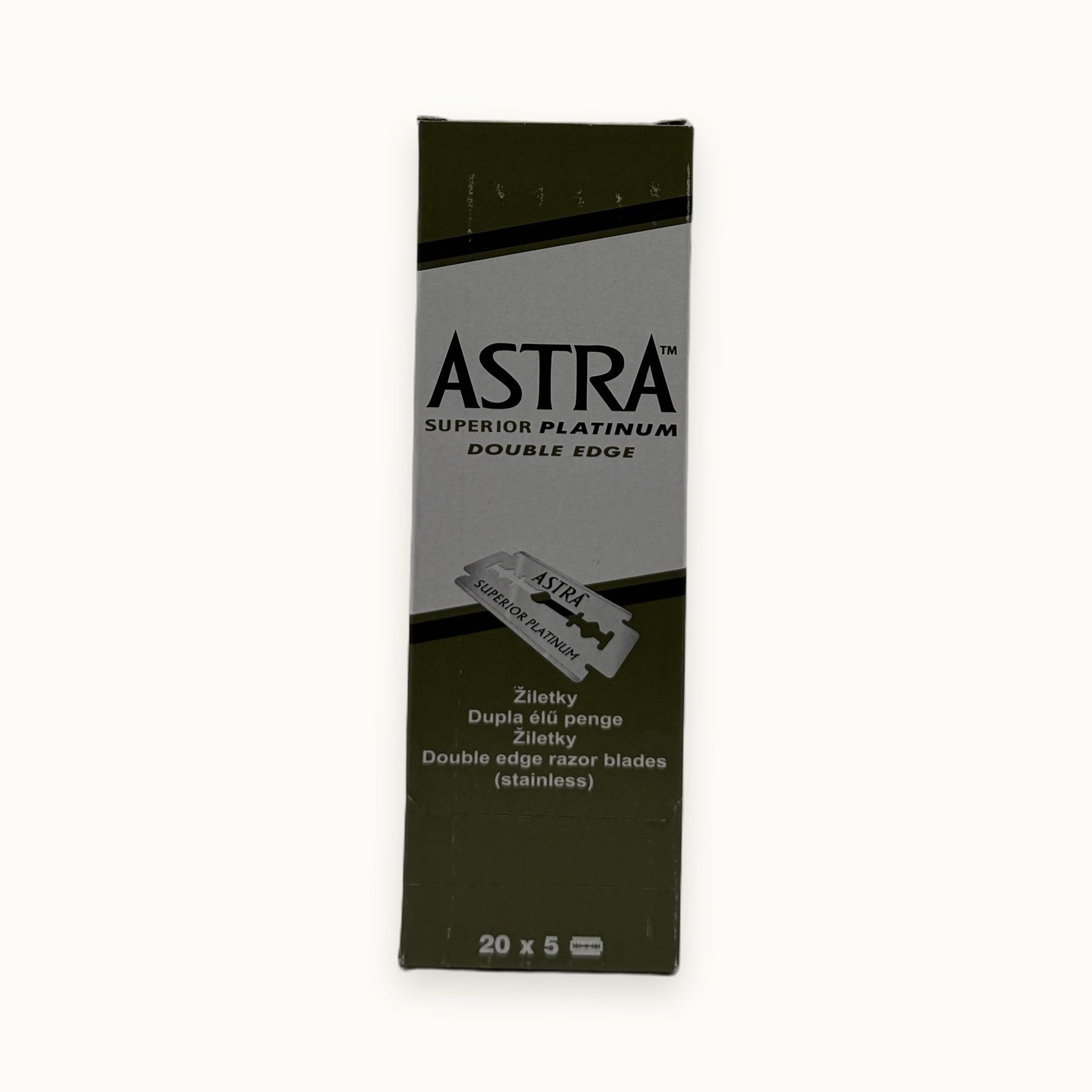 Astra Superior Platinum, lamette da barba doppio taglio confezione 5 pezzi — packshot su fondo crema