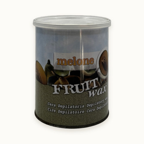 Fruit Wax, cera depilatoria al melone in barattolo — packshot su fondo crema
