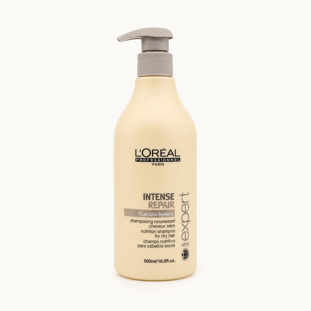 L'Oréal Série Expert Intense Repair, shampoo nutriente capelli secchi 500 ml — packshot su fondo crema