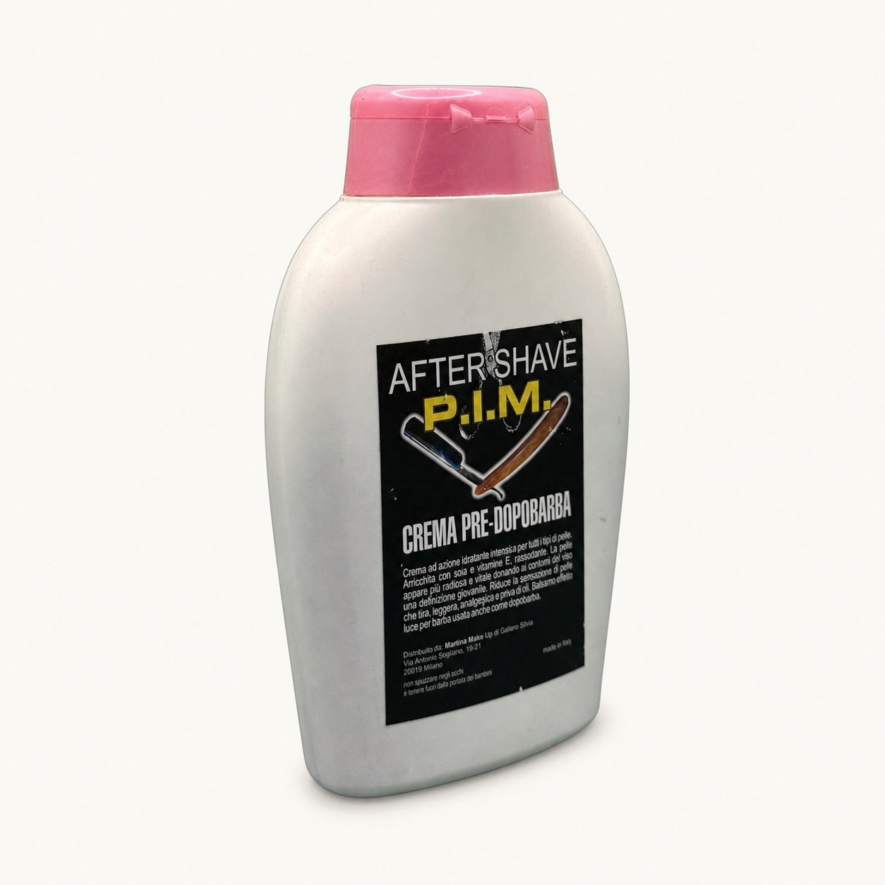 P.I.M. After Shave Crema Pre-Dopobarba — flacone su fondo crema