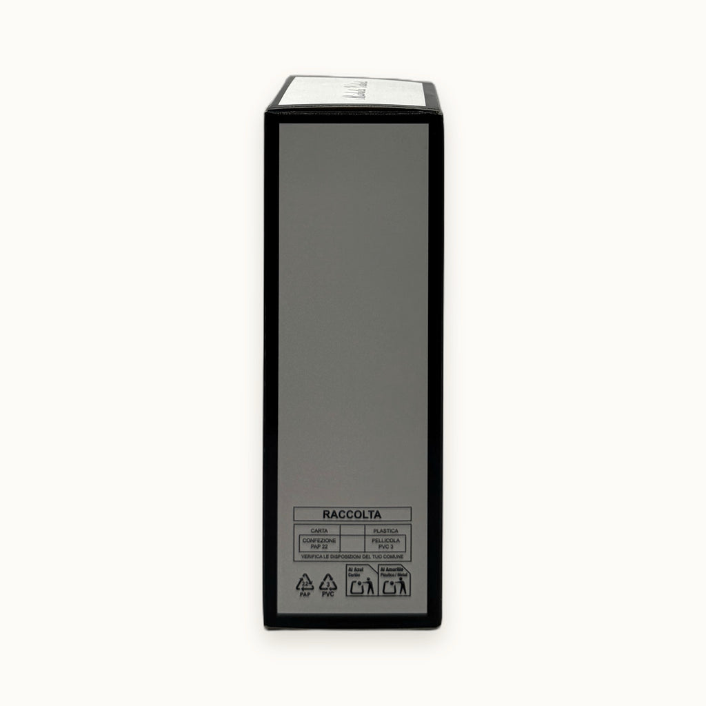 Prohibit Pour Femme, eau de toilette donna 100 ml — packshot su fondo crema