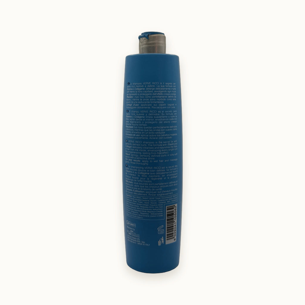 Vitalcare Verve Ricci, shampoo ravviva ricci per capelli ricci 500 ml — packshot su fondo crema